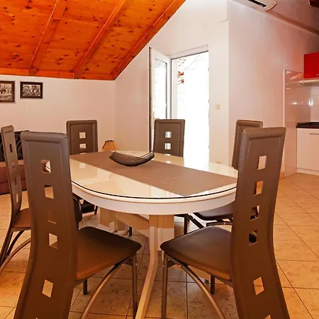Apartments Toni Bol Room photo