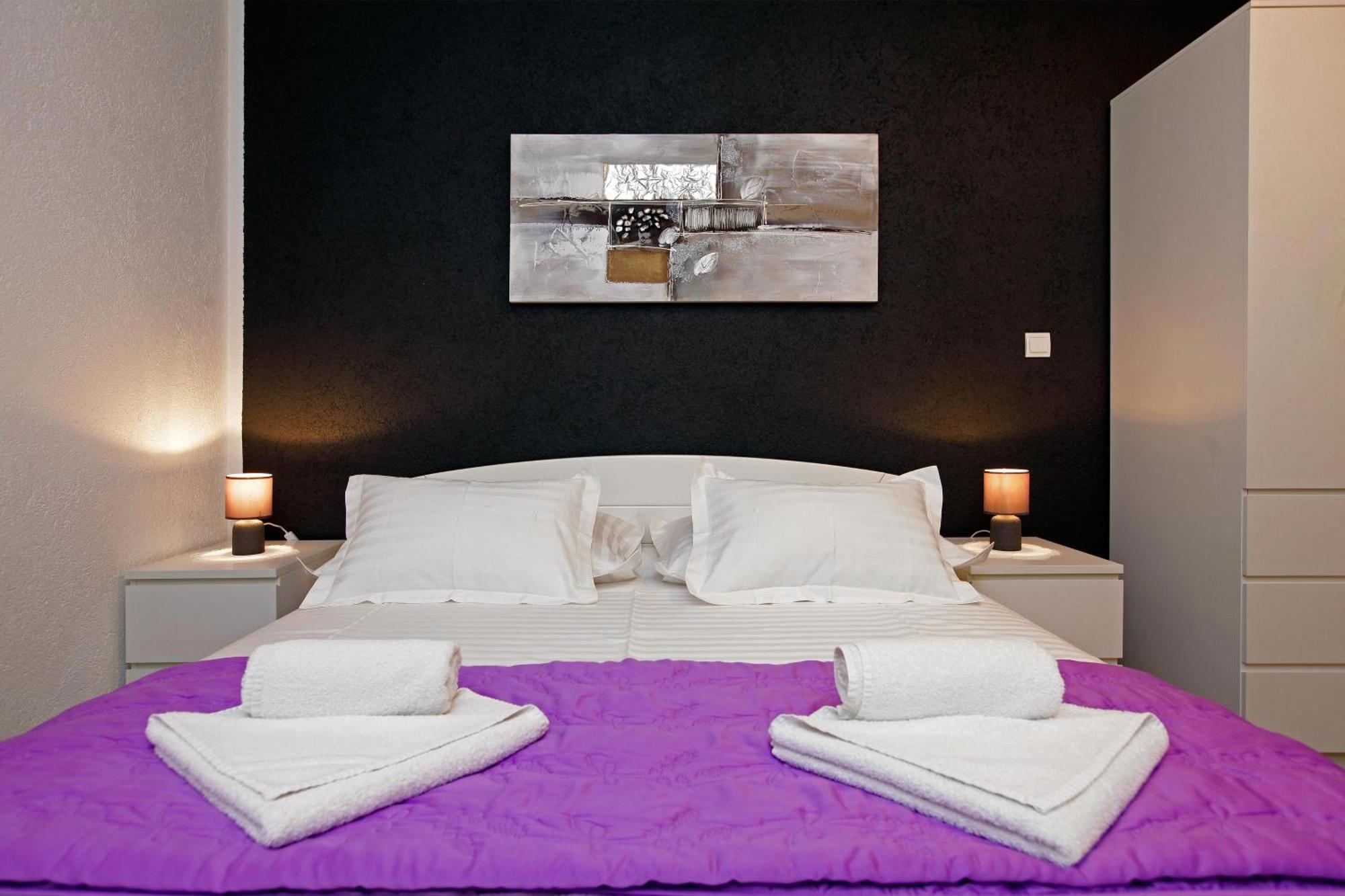 Toni Apartman Bol