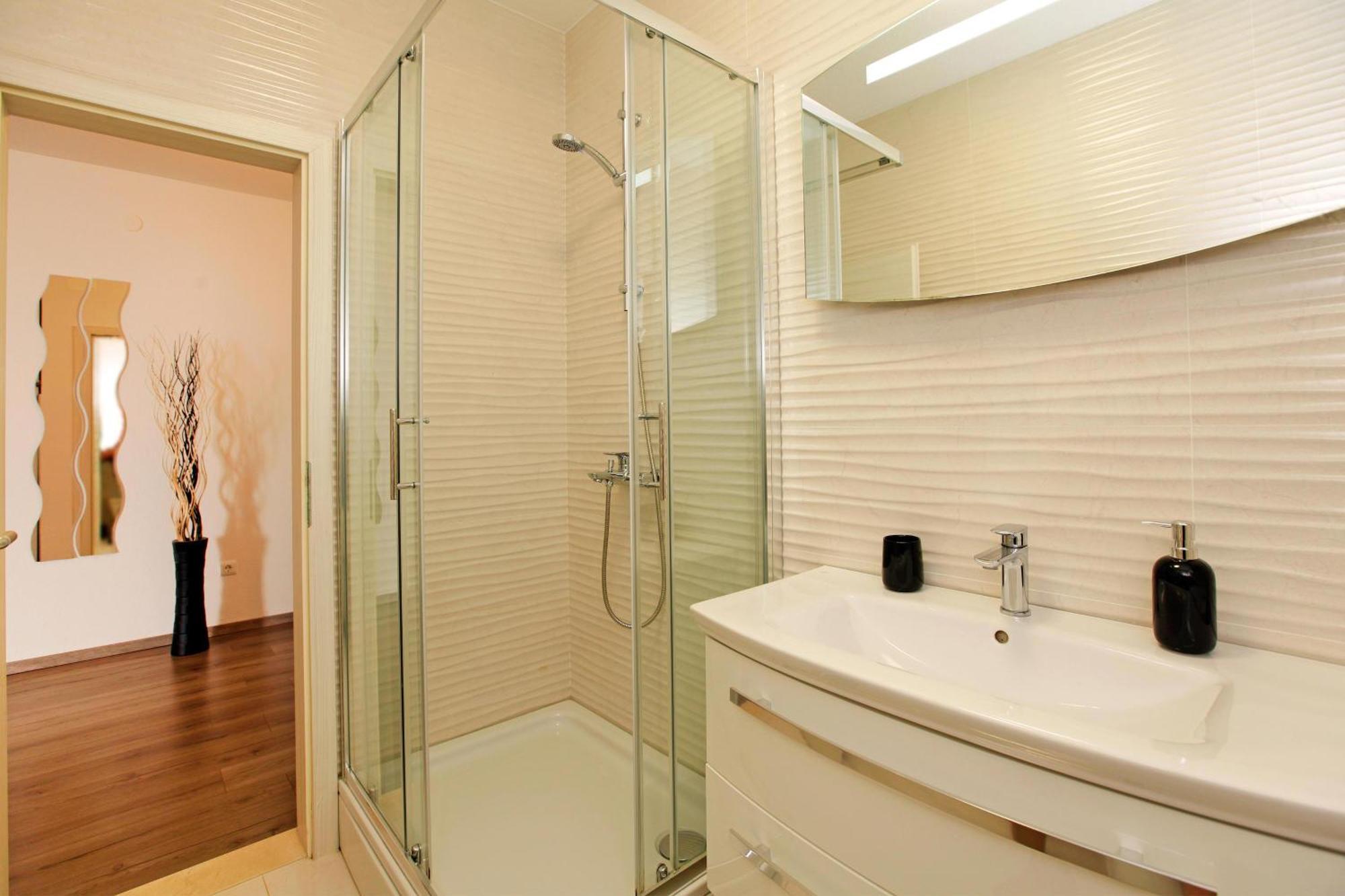 Toni Apartman