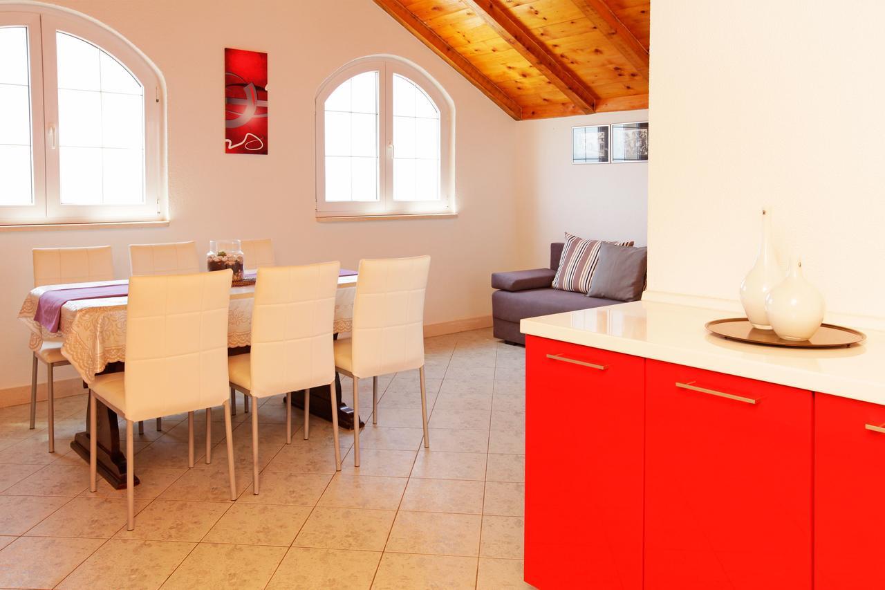 Apartman Toni Bol